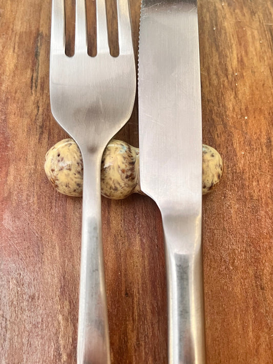 Cloud-shaped polka dot cutlery rest duo