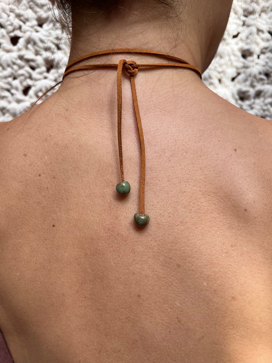 colar-gargantilha à francesa