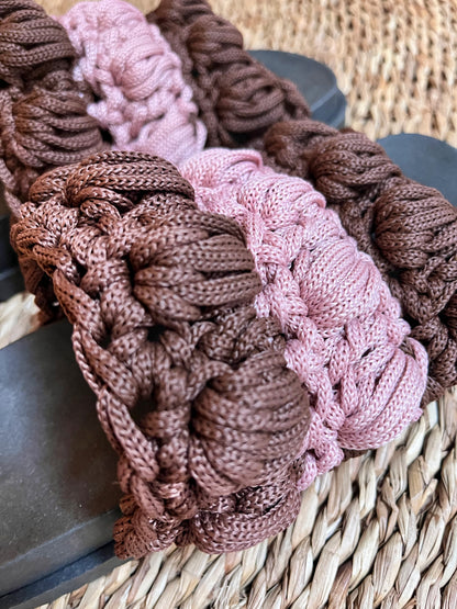 crocheted sandals on the street, in the rain, on the two-tone farm
