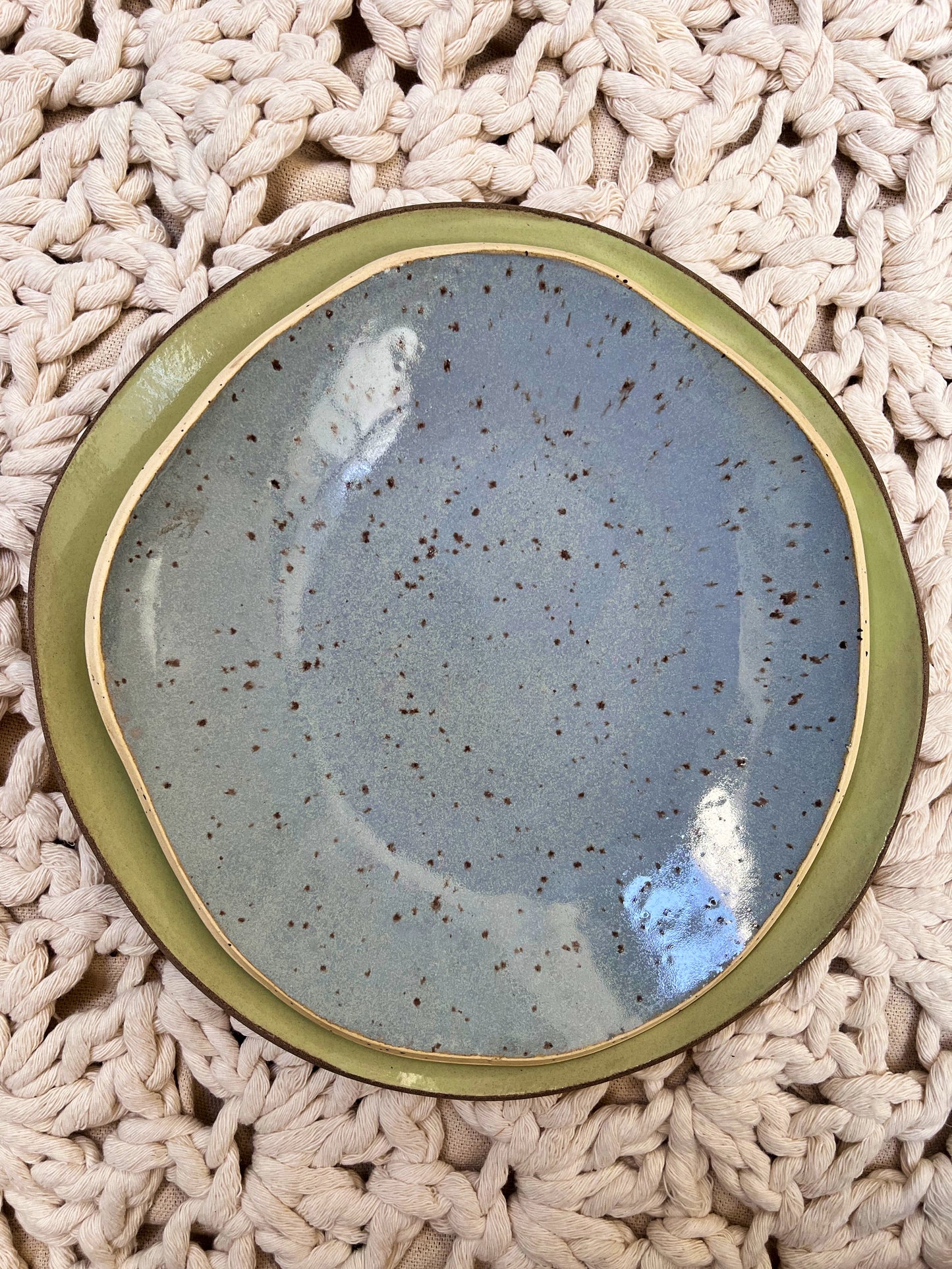 shallow plate, chocolate fudge sky