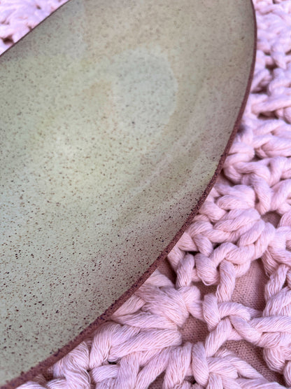 prato de servir avocado com chia