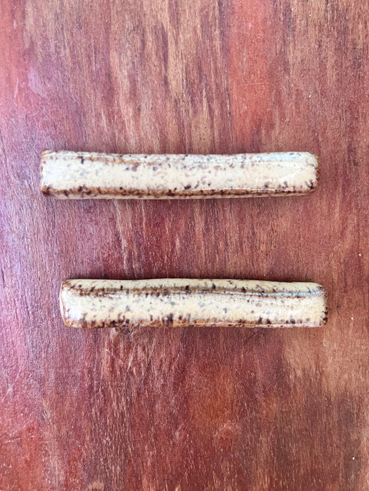 Cloud-shaped toothpick cutlery rest duo