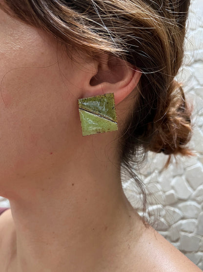 brinco de prata sangue latino