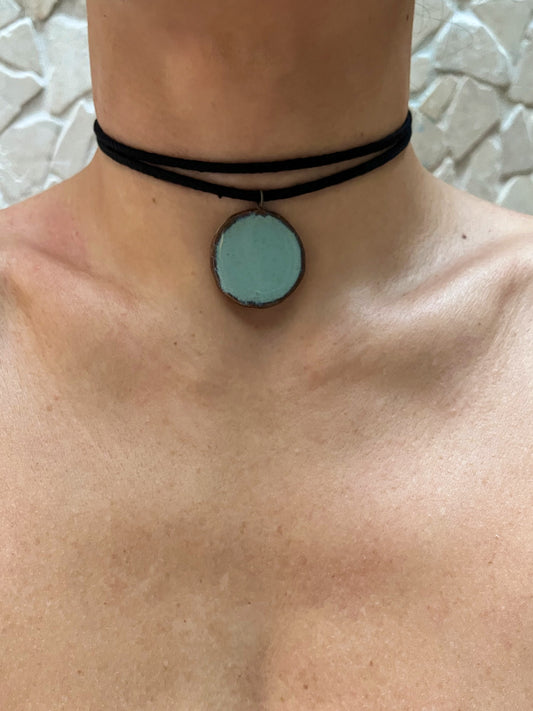 French-style choker necklace